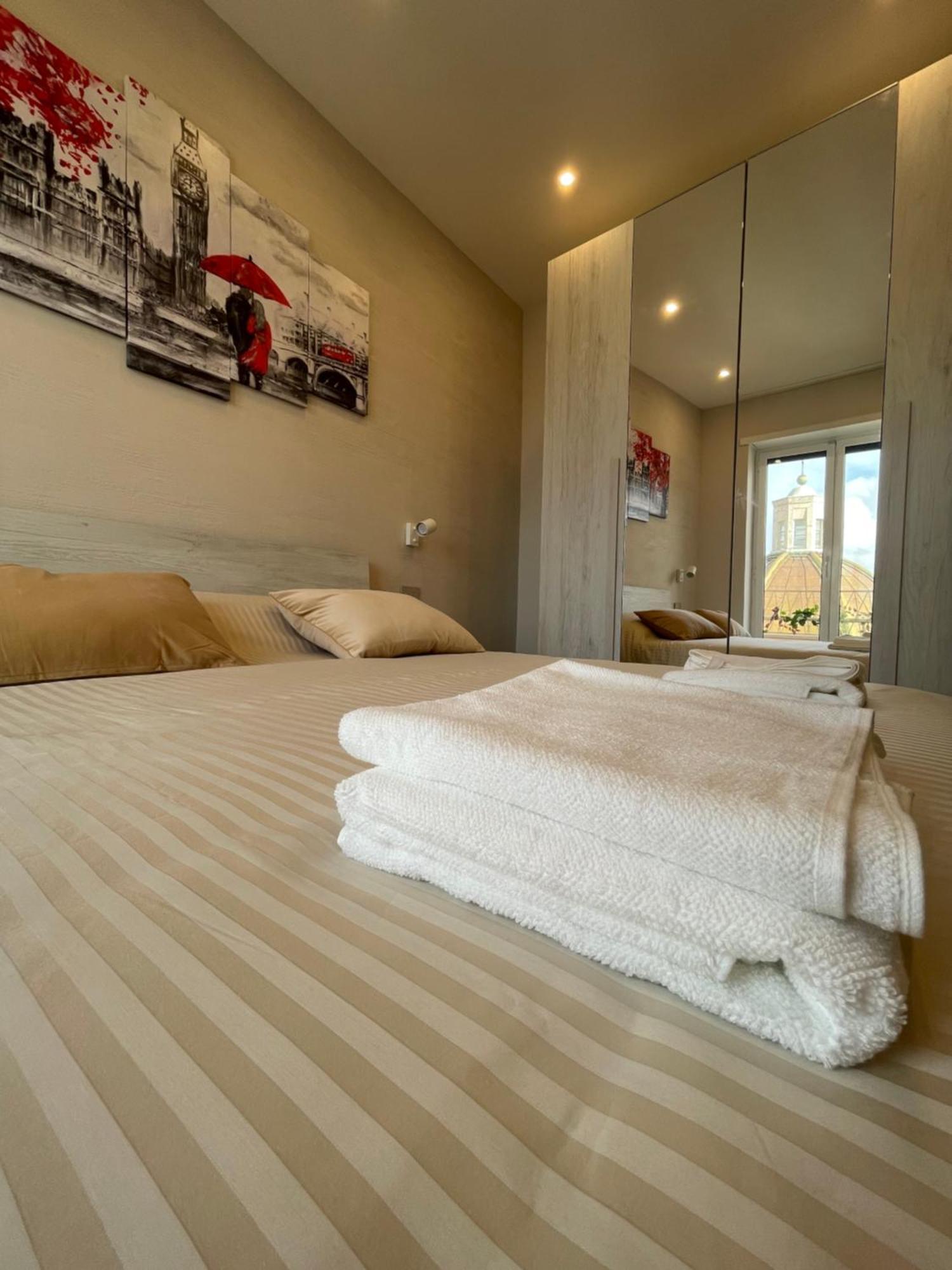 Ro&Ro Napoli Luxury Rooms Exterior photo